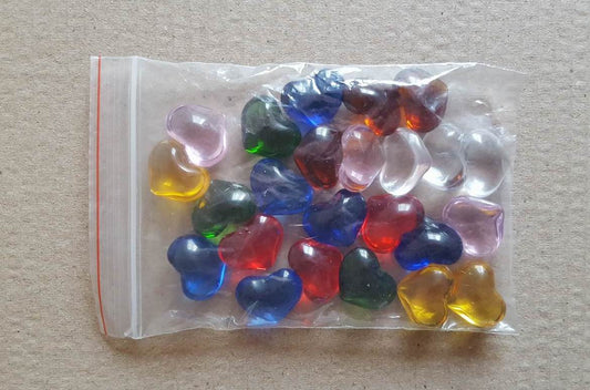 GLASS HEART 24 IN BOX