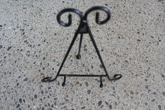 HMS HEART METAL STAND (70)